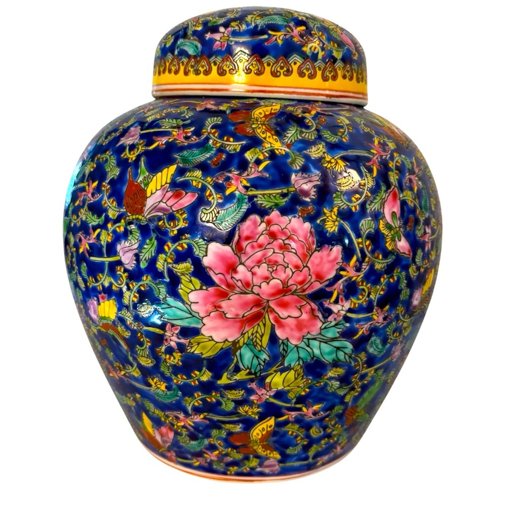 Antique Porcelain Butterfly Ginger Jar Chinese Qianlong Era Script Mark Pristine